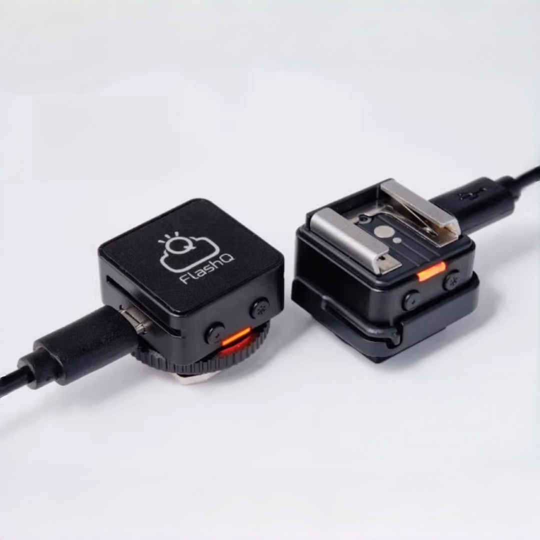 Trigger Receiver Set - ชุดส่งสัญญาณและตัวรับสัญญาณแฟลชไร้สาย Universal FlashQ T2 พร้อมฐานติดตั้งแบบ Cold