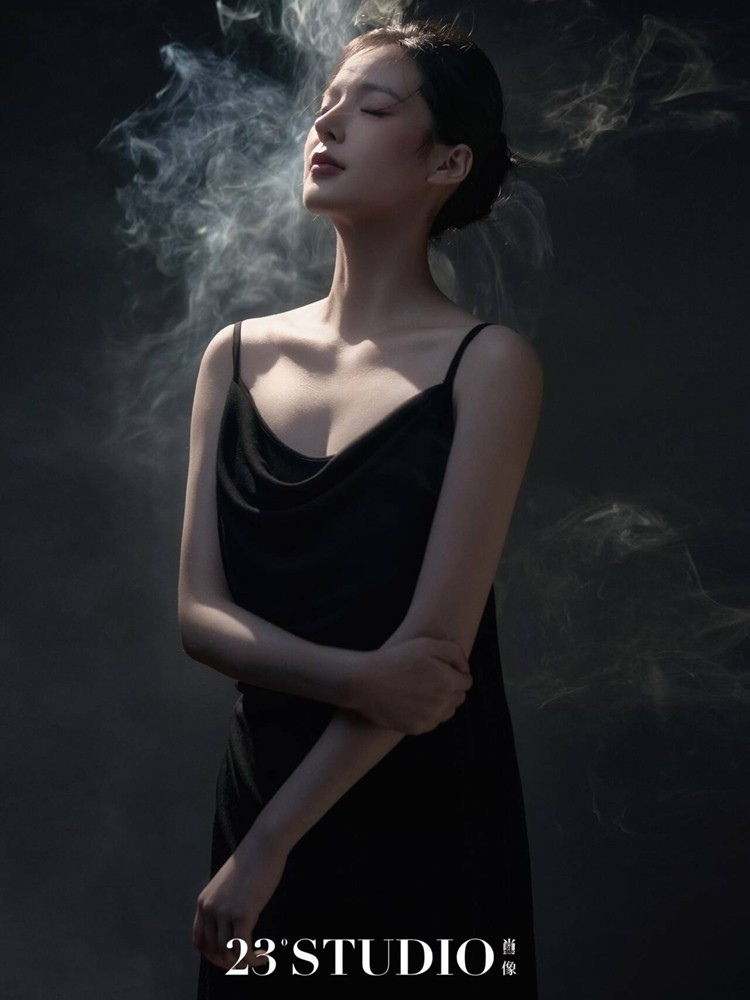 Photography Lighting Style - เสื้อผ้าถ่ายภาพสไตล์เกาหลีใหม่ปี 2026 ให้ความรู้สึกหรูหรา น้ำหนักเบา เหมาะสำหรับถ่ายภาพบุคคล ถ่ายภาพอารมณ์สาวๆ
